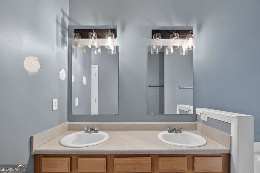 132 Sunrise Strip Carrollton, GA 30117