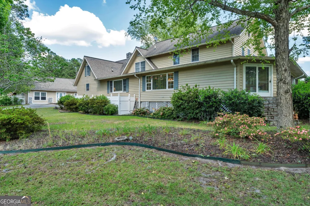 87 Georgia AVE Adrian, GA 31002
