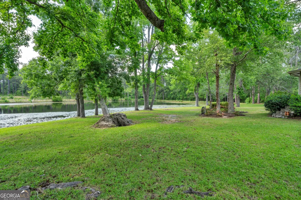 87 Georgia AVE Adrian, GA 31002