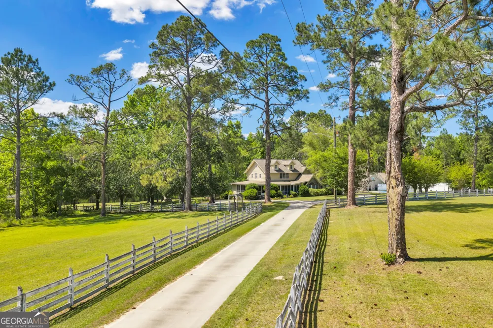 87 Georgia AVE Adrian, GA 31002