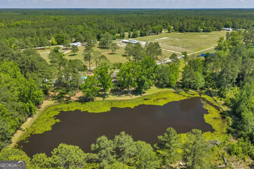 87 Georgia AVE Adrian, GA 31002