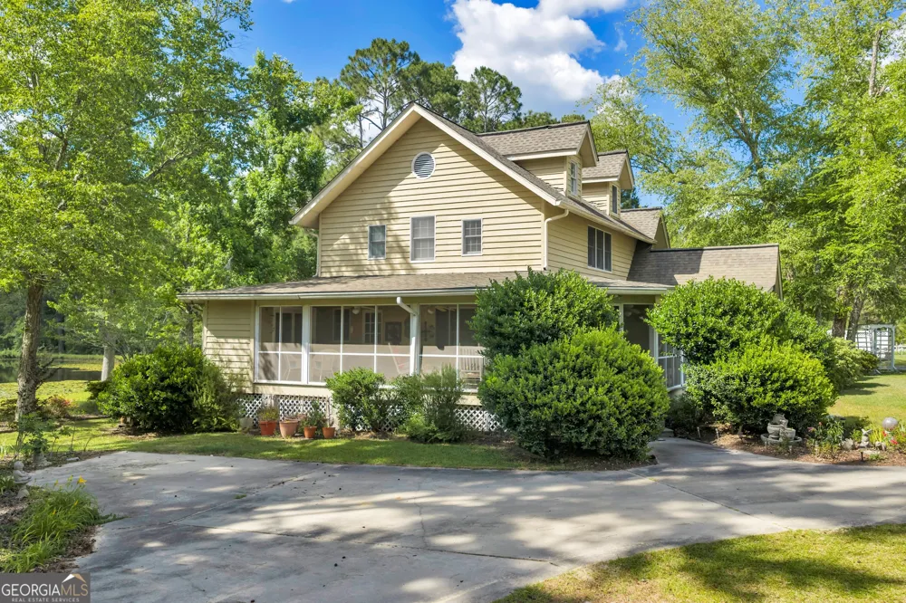 87 Georgia AVE Adrian, GA 31002