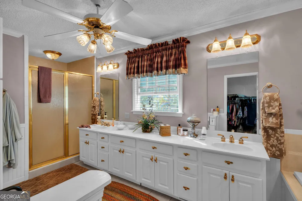 87 Georgia AVE Adrian, GA 31002