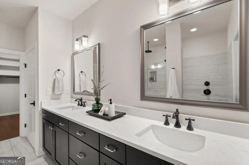 213 Phillips LN Alpharetta, GA 30009