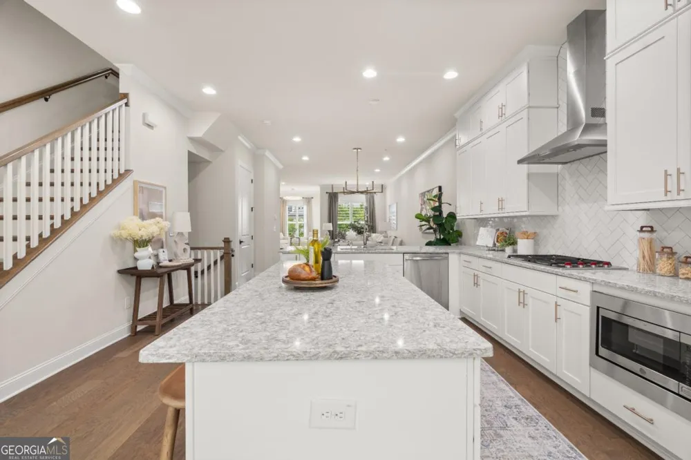 213 Phillips LN Alpharetta, GA 30009