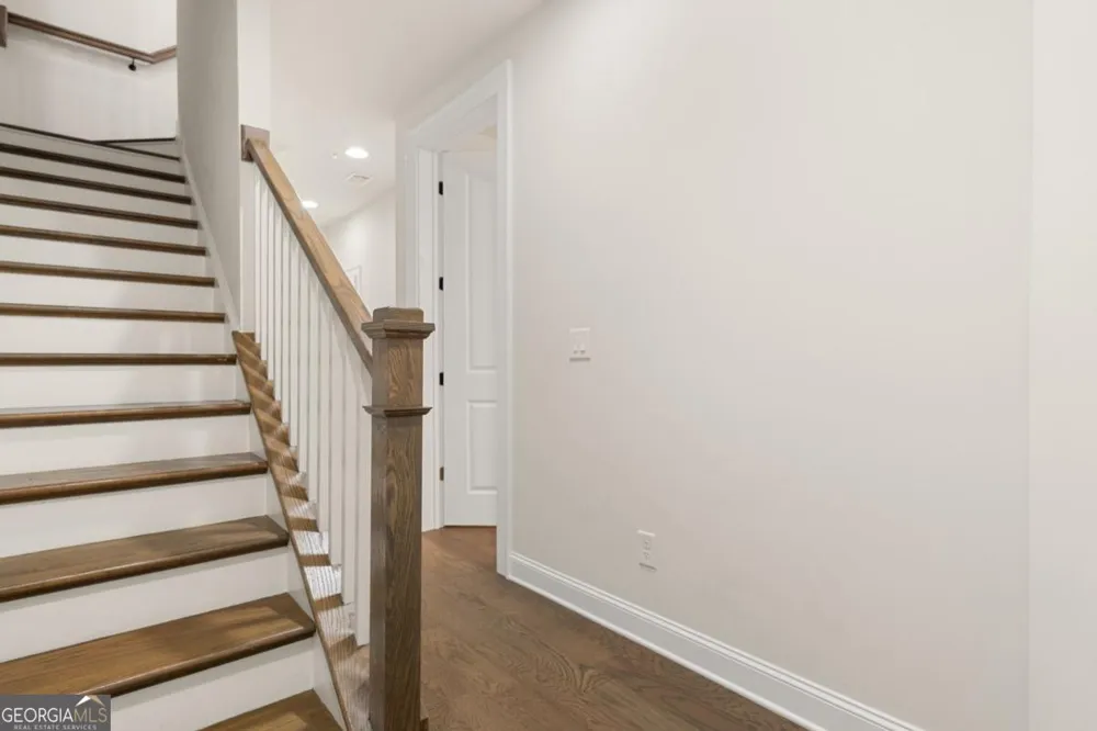213 Phillips LN Alpharetta, GA 30009