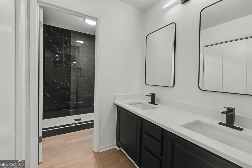 1030 Chapman LN Stone Mountain, GA 30088