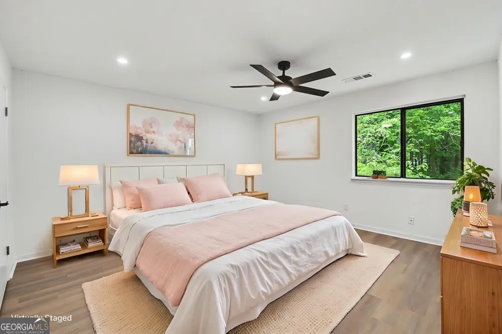 1030 Chapman LN Stone Mountain, GA 30088