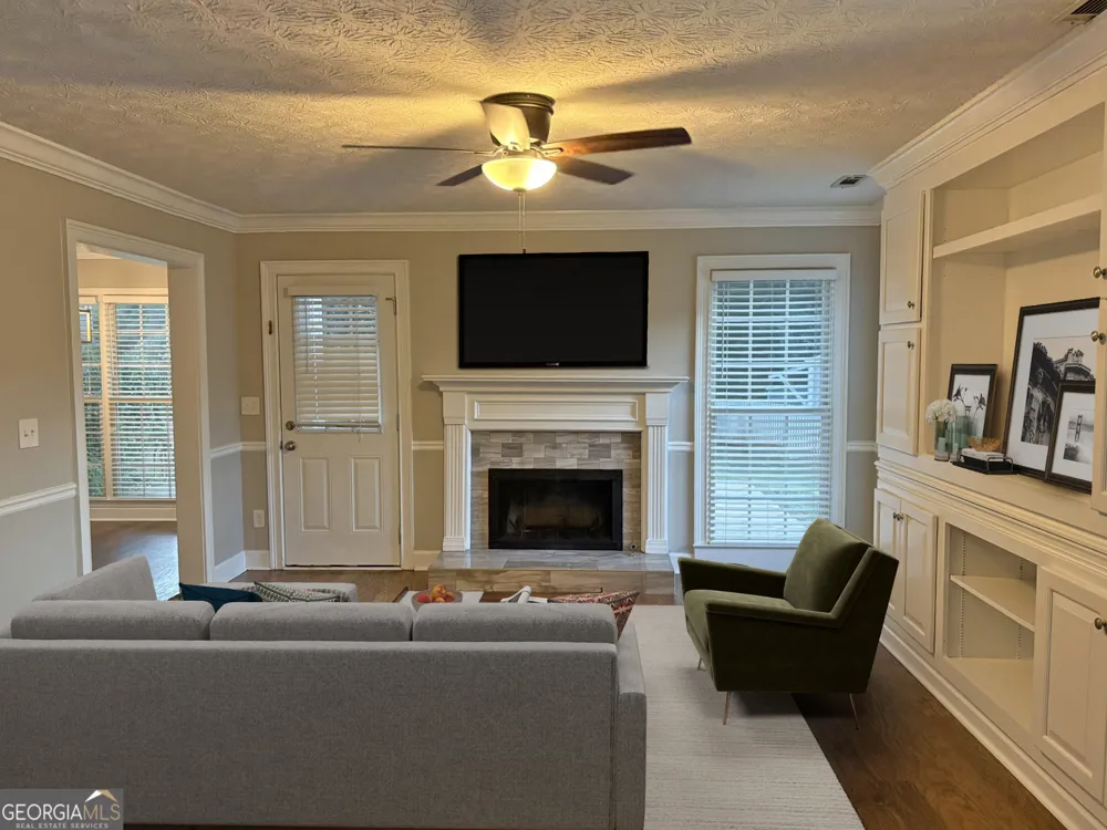 105 Emerling LN Peachtree City, GA 30269