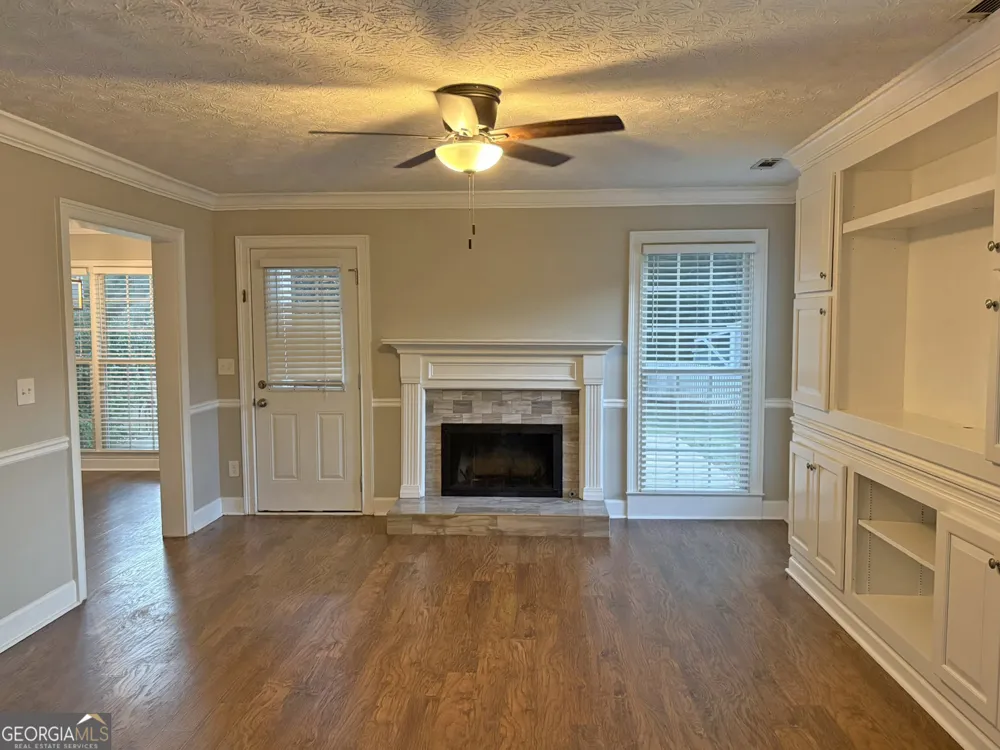 105 Emerling LN Peachtree City, GA 30269