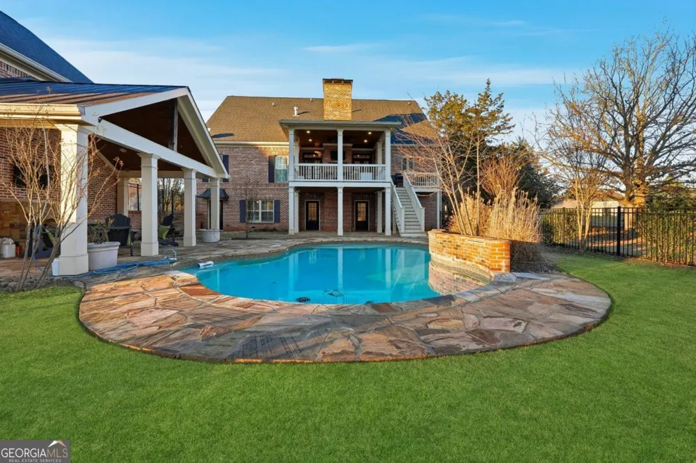 18 Starlight DR NW Cartersville, GA 30121