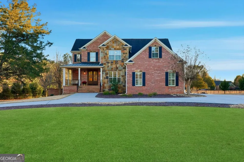 18 Starlight DR NW Cartersville, GA 30121