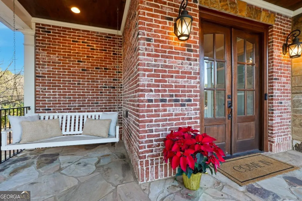 18 Starlight DR NW Cartersville, GA 30121