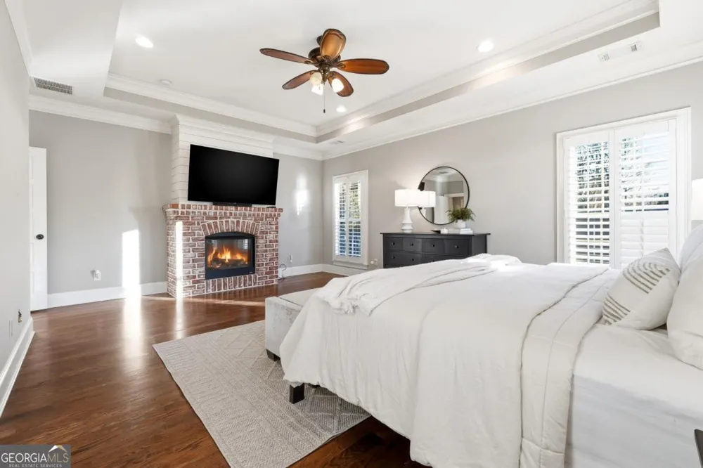 18 Starlight DR NW Cartersville, GA 30121