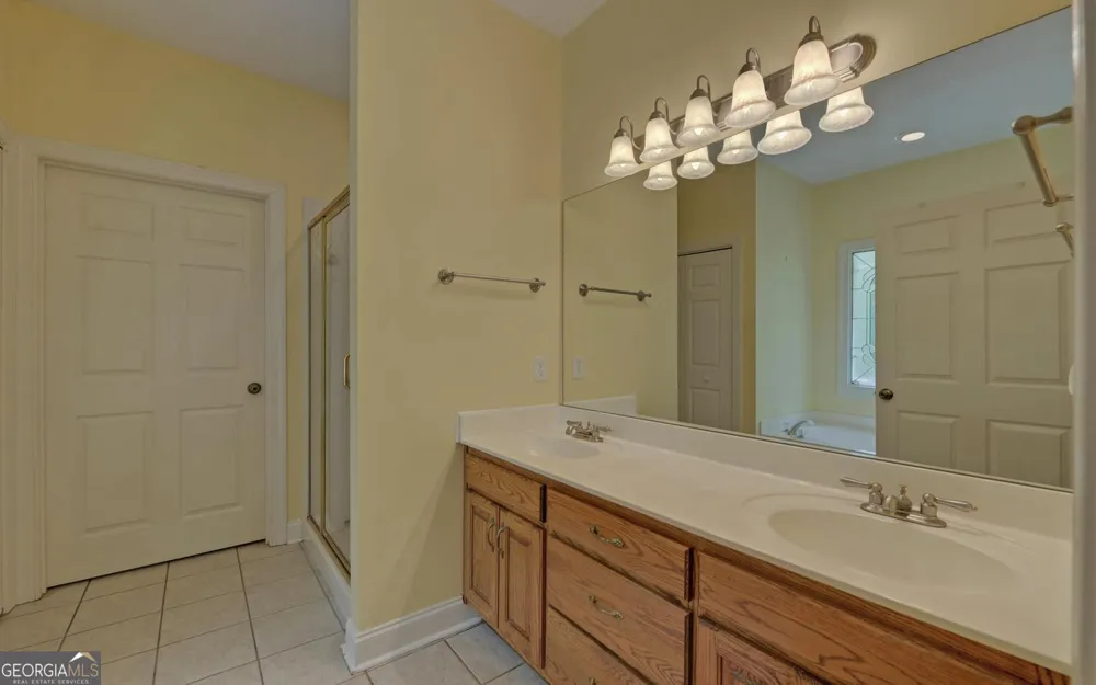 4151 Summit Chase Gainesville, GA 30506