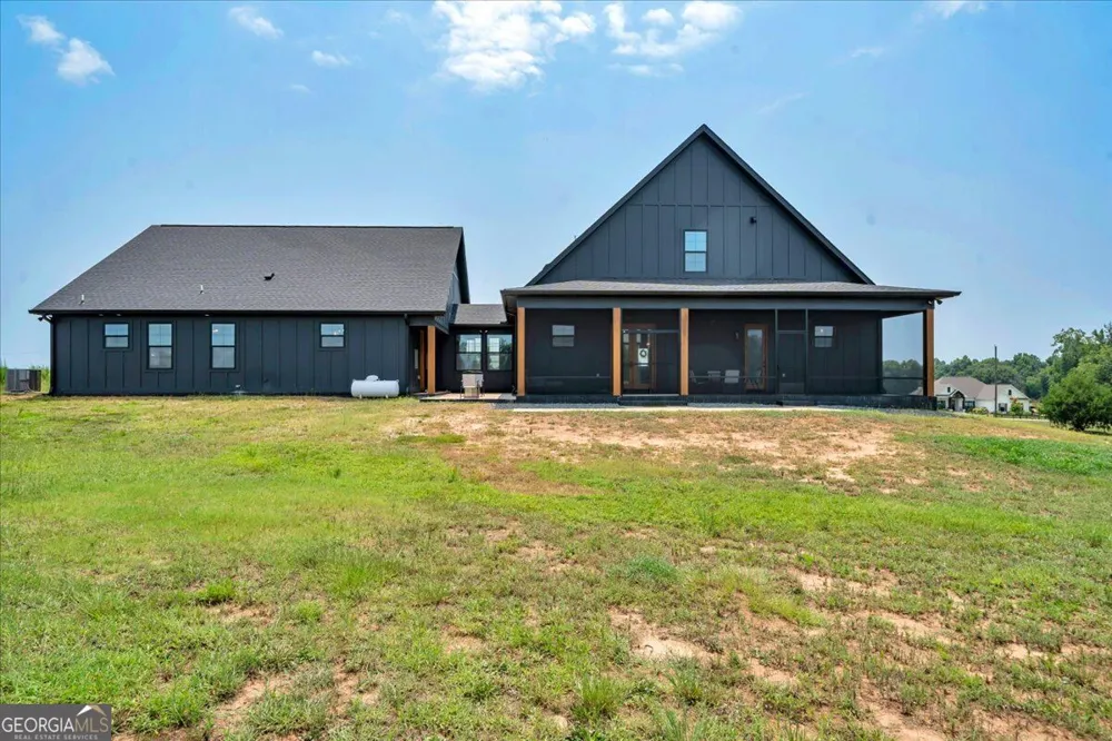 189 Gilbert RD Elko, GA 31025