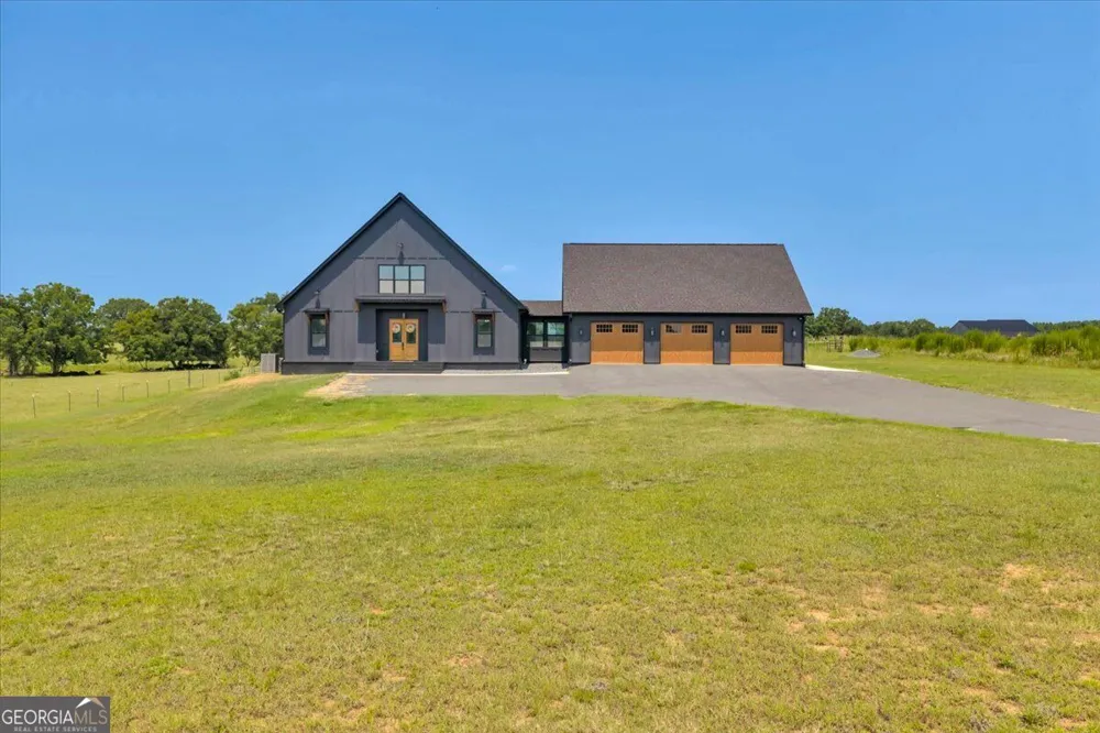 189 Gilbert RD Elko, GA 31025