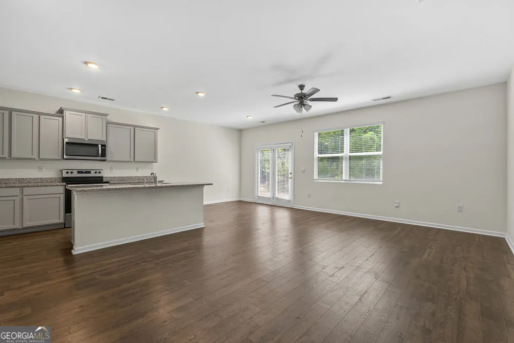174 Hampton CIR McDonough, GA 30253