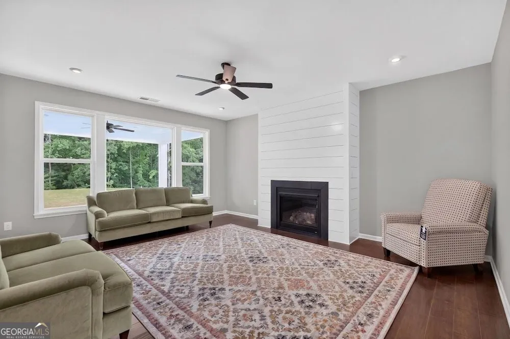 180 Pickens Bluff LN Hiram, GA 30141
