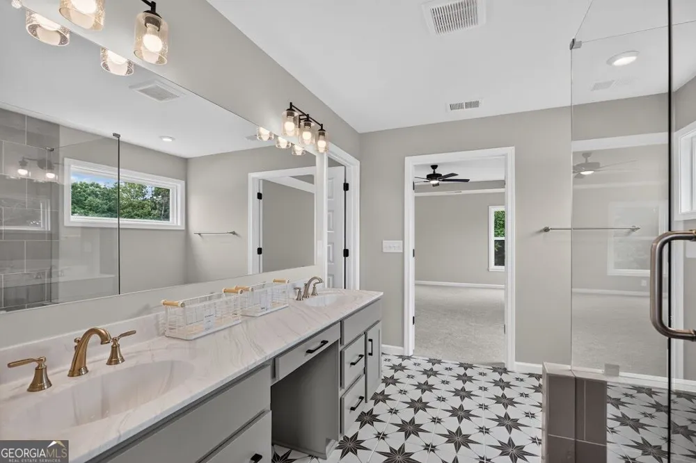 180 Pickens Bluff LN Hiram, GA 30141