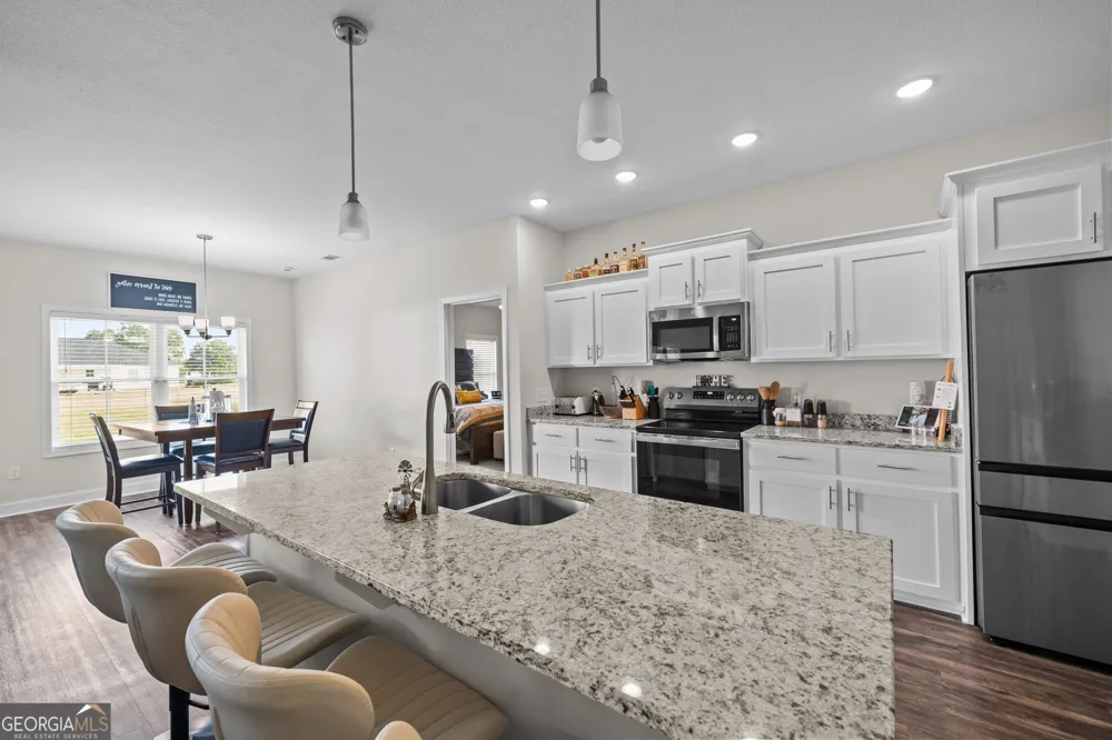 528 Doyle LN Statesboro, GA 30458