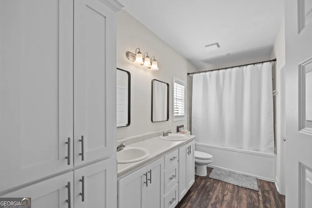 528 Doyle LN Statesboro, GA 30458
