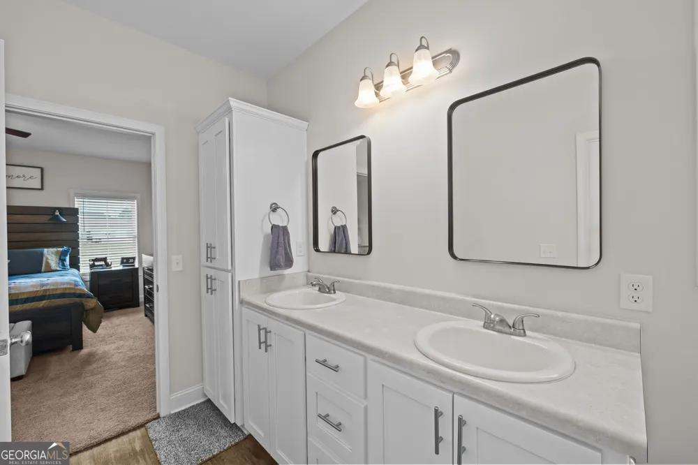 528 Doyle LN Statesboro, GA 30458