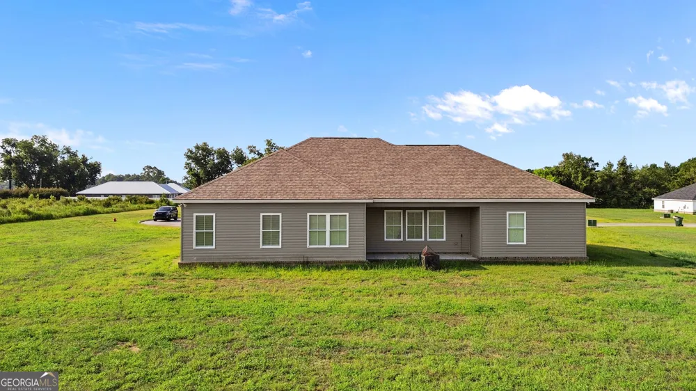 528 Doyle LN Statesboro, GA 30458