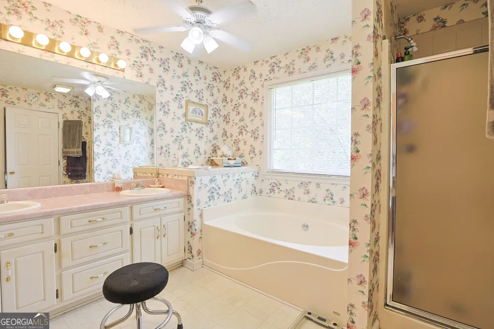 2015 Harfield CT Bethlehem, GA 30620