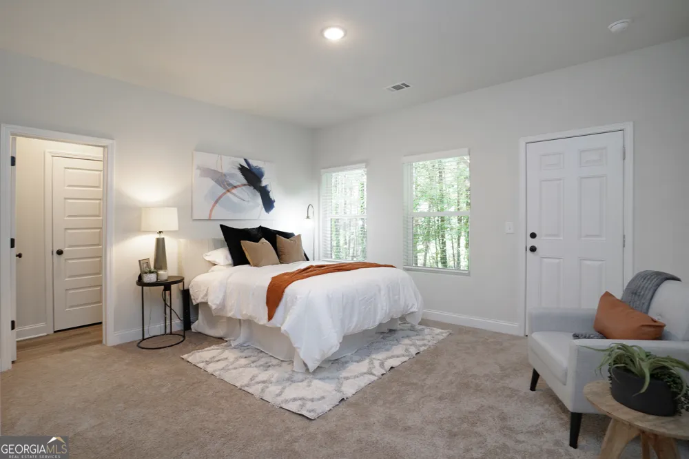 4964 Villager LN Stone Mountain, GA 30083