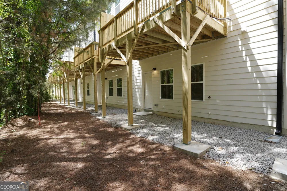4964 Villager LN Stone Mountain, GA 30083
