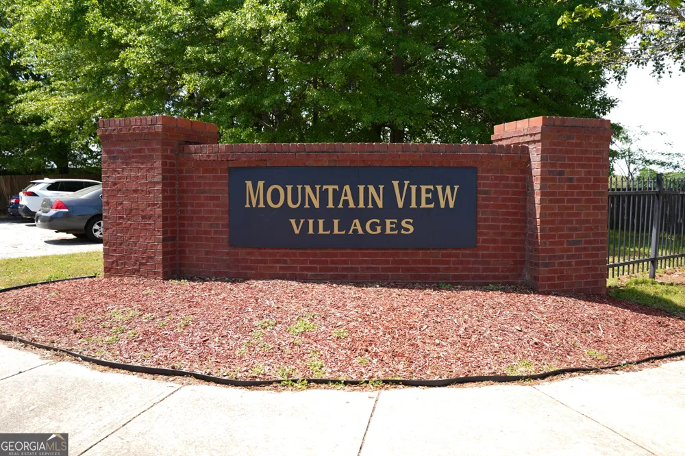 4964 Villager LN Stone Mountain, GA 30083