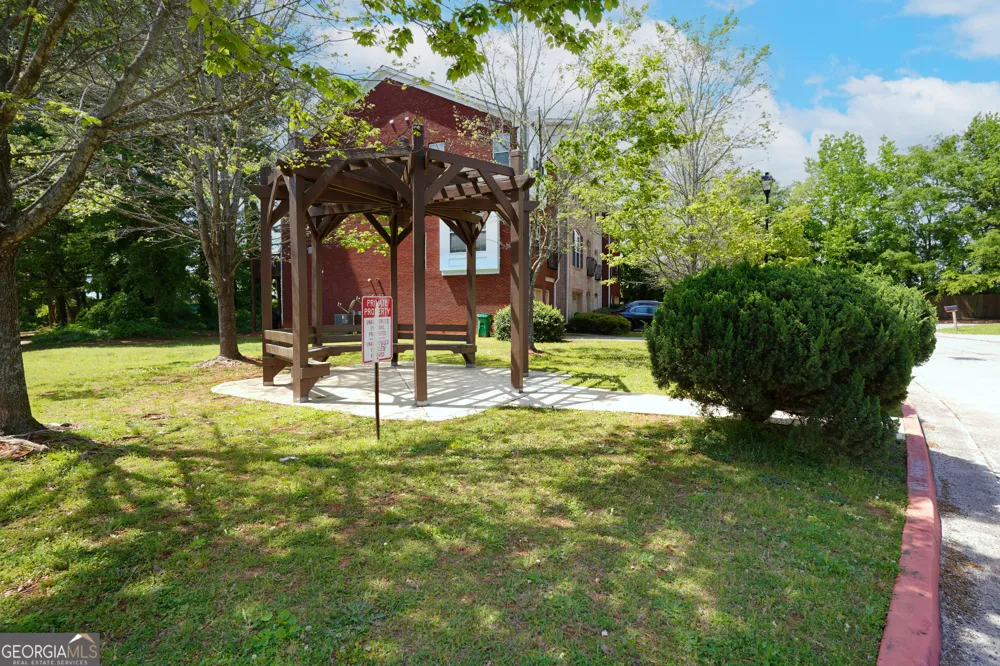 4964 Villager LN Stone Mountain, GA 30083