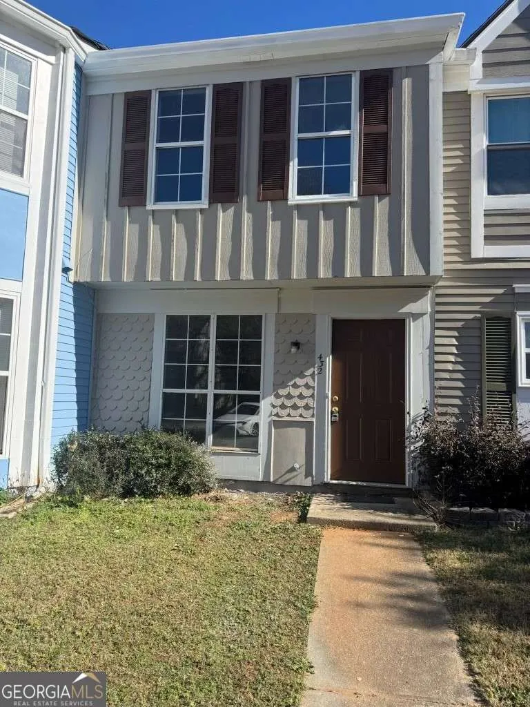 432 Prince Of Wales Stone Mountain, GA 30083