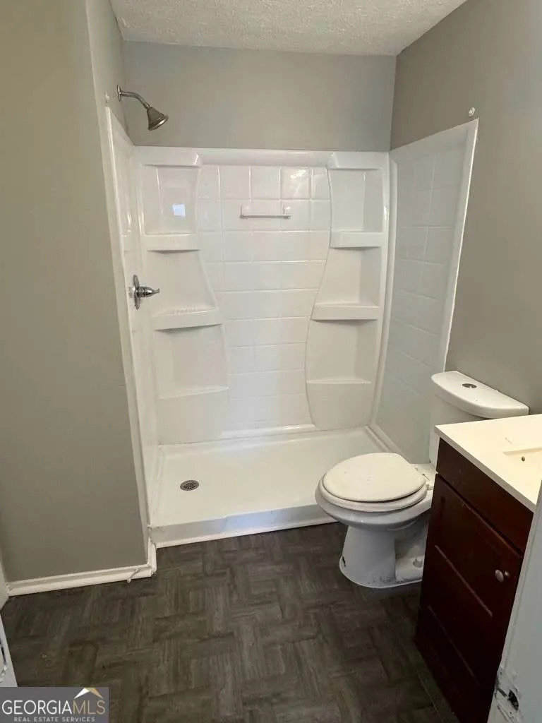 432 Prince Of Wales Stone Mountain, GA 30083