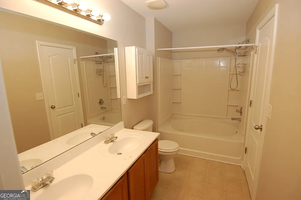 6956 Rogers PT Lithonia, GA 30058