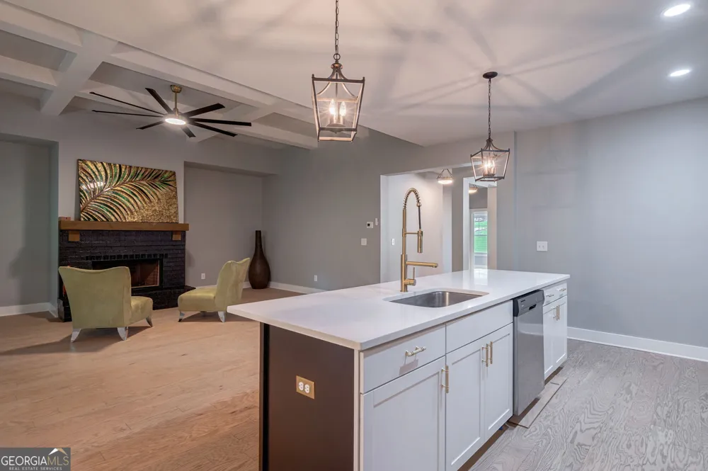 1235 Shiva BLVD Winder, GA 30680