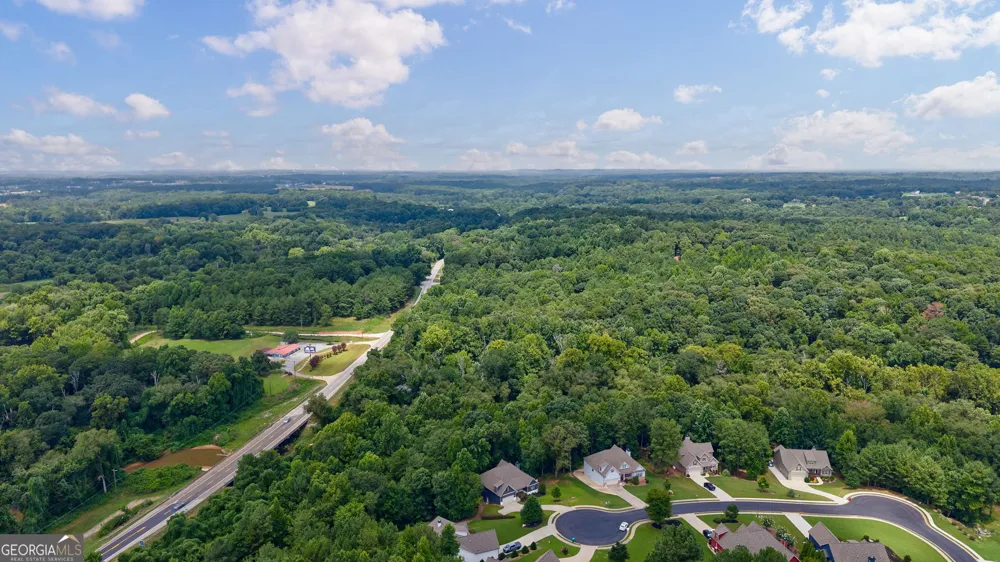 1235 Shiva BLVD Winder, GA 30680