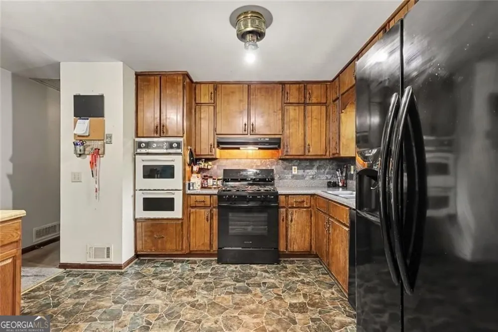2845 Cinnamon CT SE Conyers, GA 30094