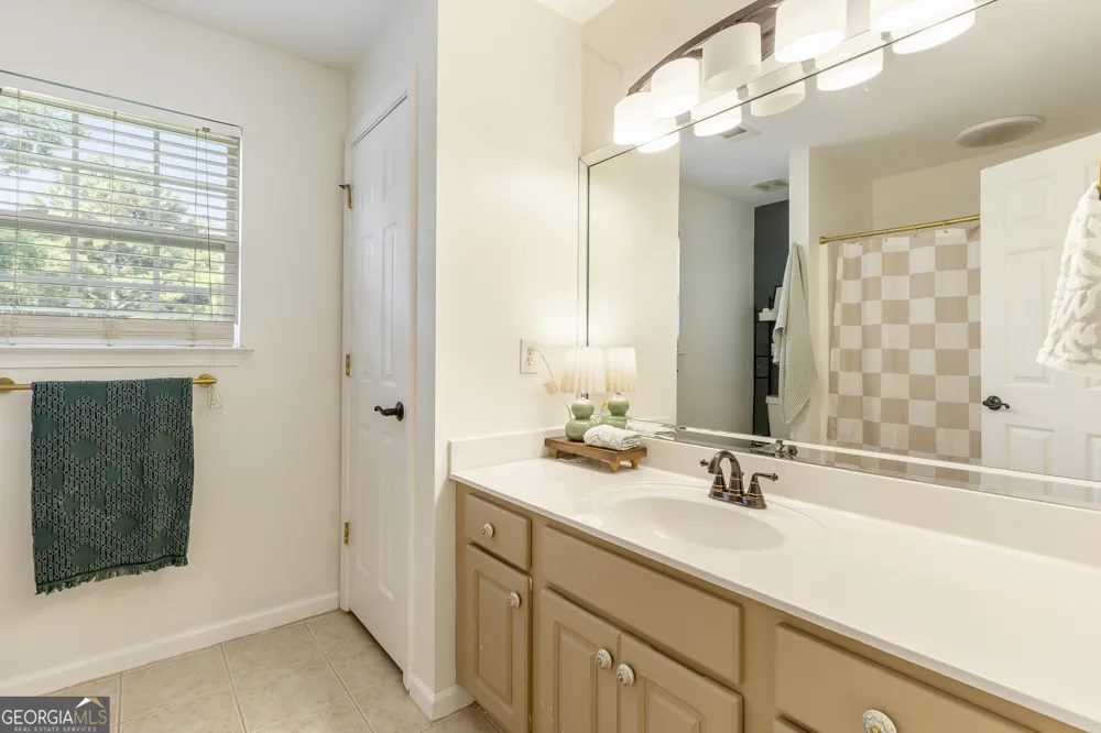 9107 Grampian CT Winston, GA 30187