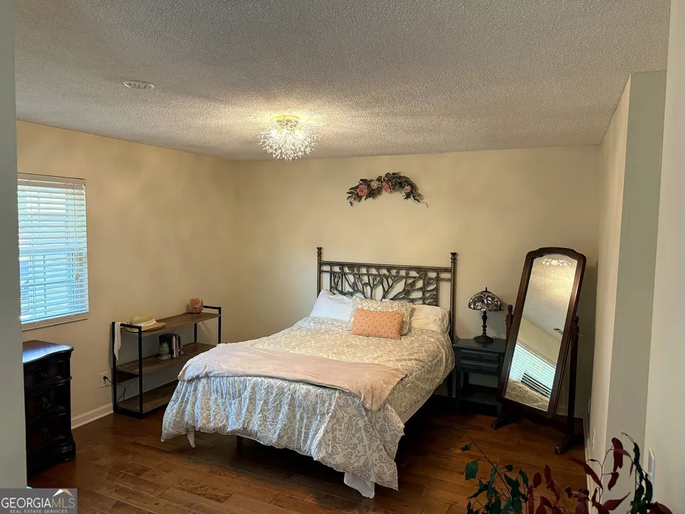 554 Picketts Bend CIR Marietta, GA 30008