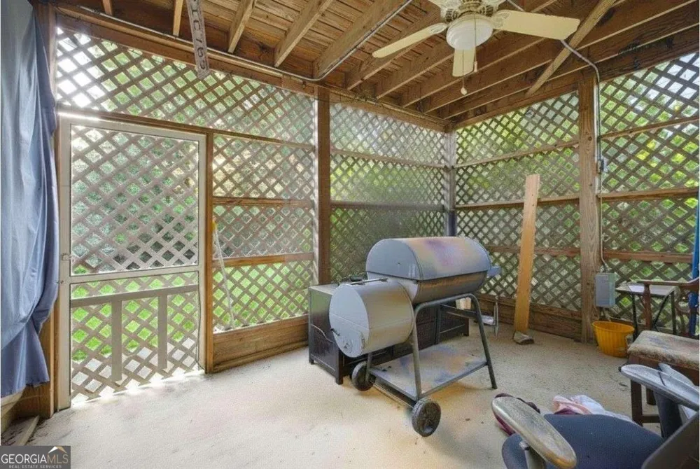 1920 Westover LN NW Kennesaw, GA 30152