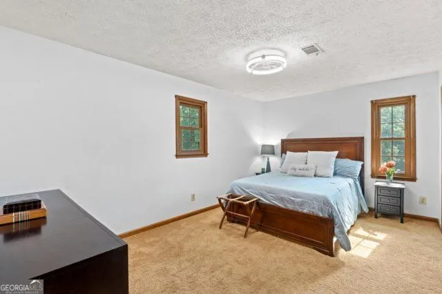 3 Stonehaven DR Newnan, GA 30265