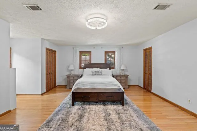 3 Stonehaven DR Newnan, GA 30265