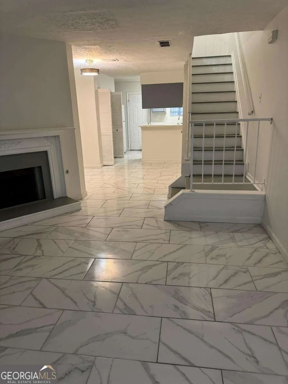 498 Prince Of Wales Stone Mountain, GA 30083