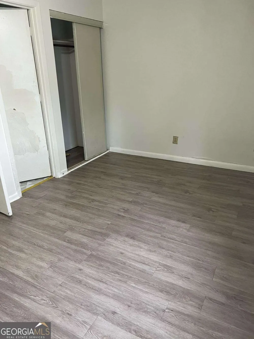 498 Prince Of Wales Stone Mountain, GA 30083