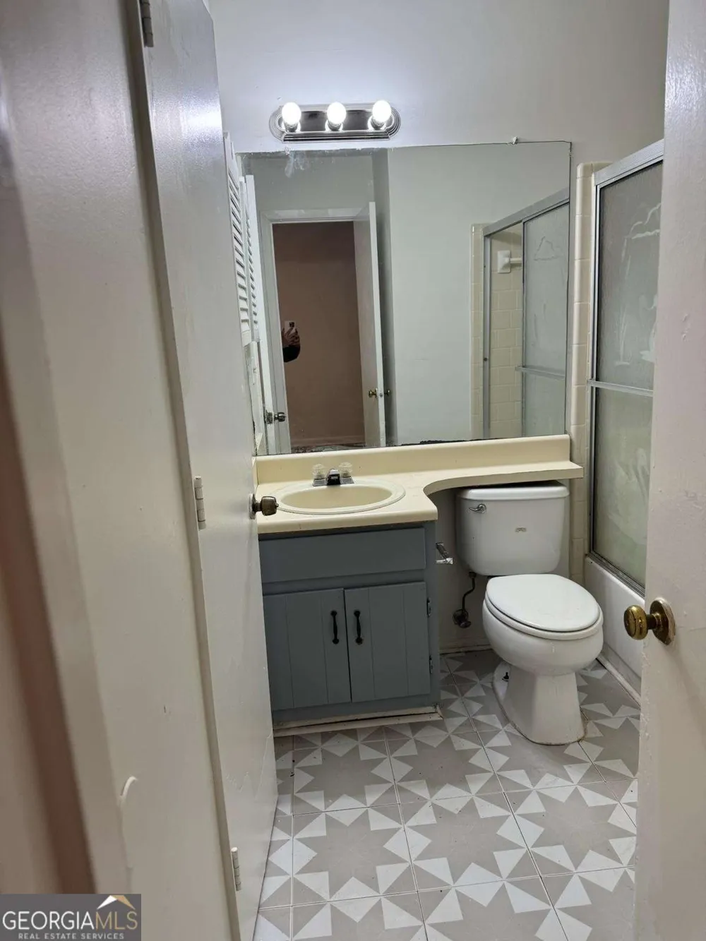 498 Prince Of Wales Stone Mountain, GA 30083