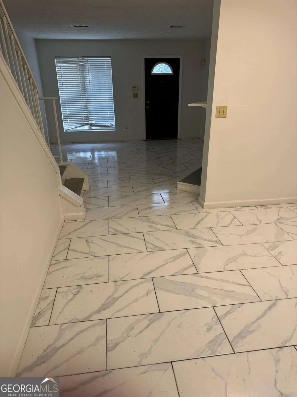 498 Prince Of Wales Stone Mountain, GA 30083