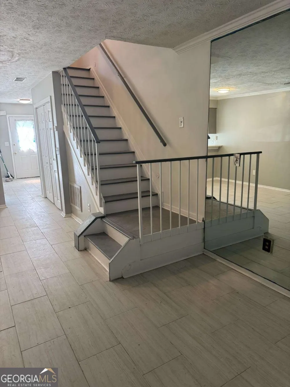 465 Prince Of Wales Stone Mountain, GA 30083