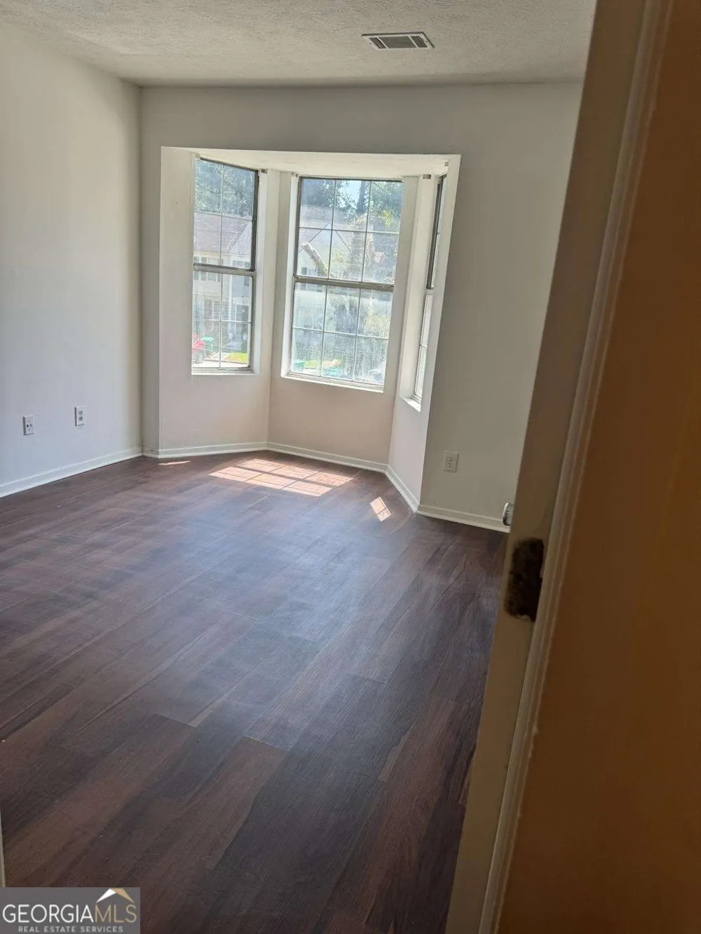 465 Prince Of Wales Stone Mountain, GA 30083